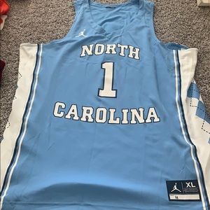 UNC Jersey, letter “H” on the tag on the front